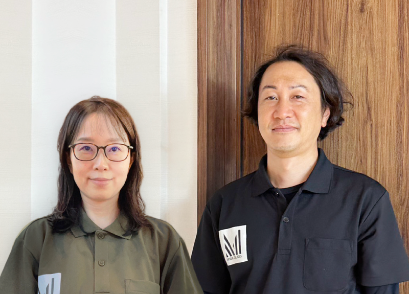 街の玄関ドアやさん豊明店店舗スタッフ写真
