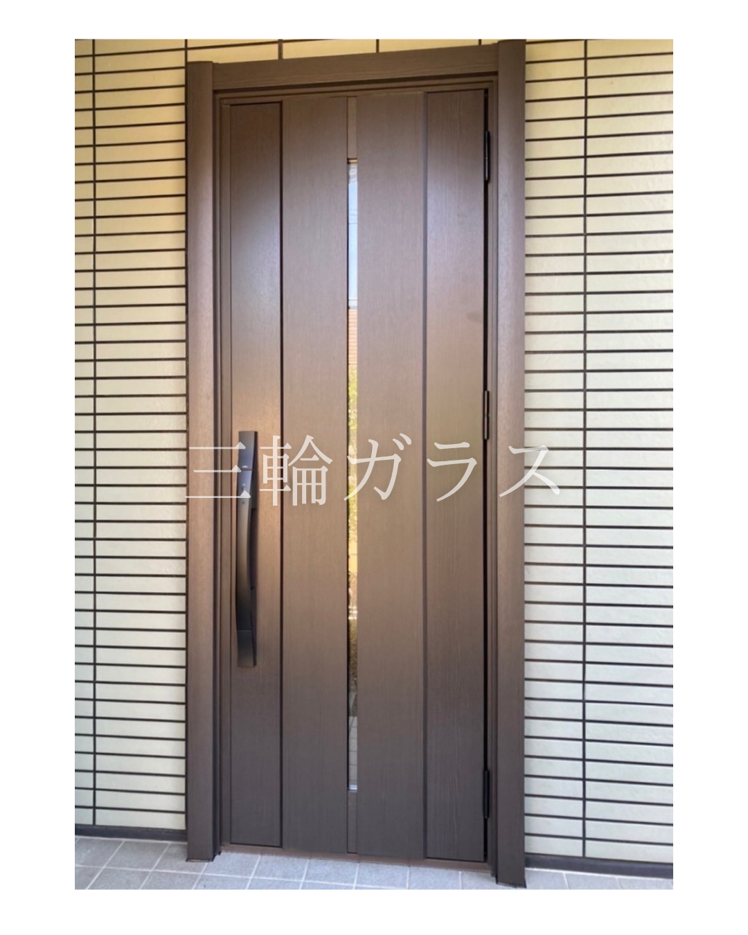 LIXILリシェント玄関ドア3 M12型 トリノパイン 名古屋市施工例