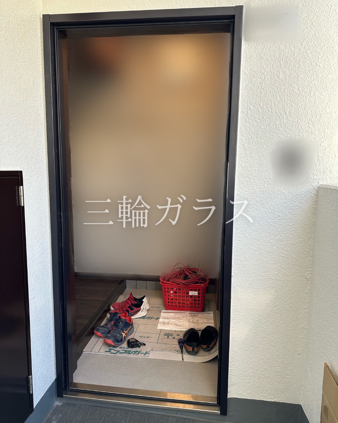 名古屋市の賃貸マンションの玄関ドアをリシェントマンションドアでリフォームしました。