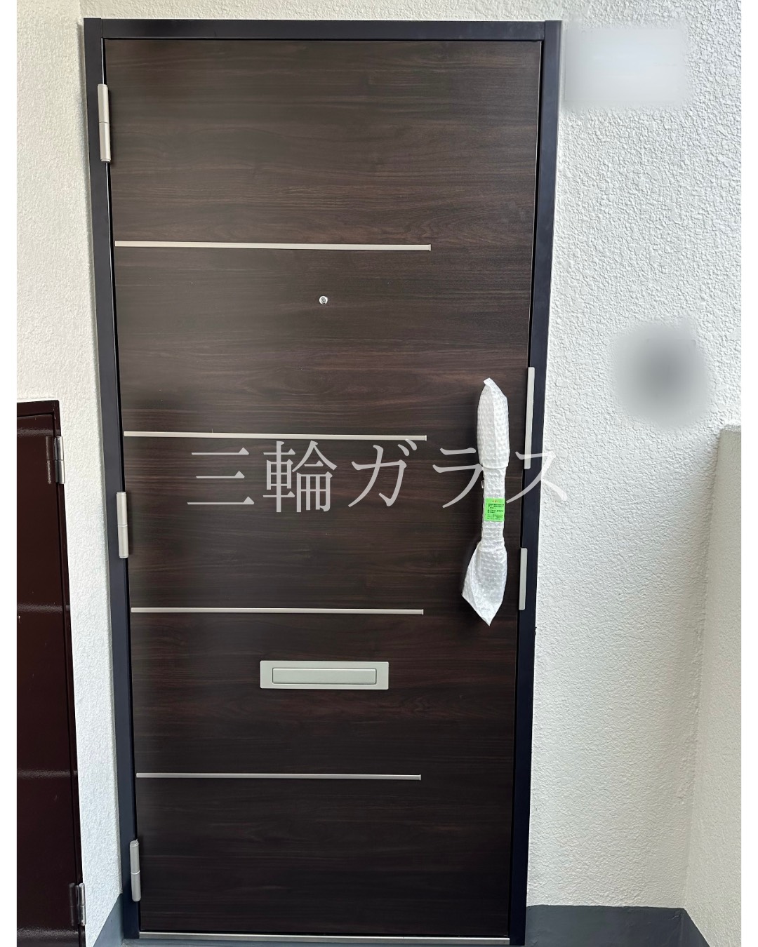 名古屋市の賃貸マンションの玄関ドアをリシェントマンションドアでリフォームしました。