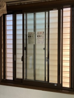 飯能市の皆さま、急な冷え込みに対応！暖かリフォームで風邪知らずの冬を過ごしませんか？🏠街の玄関ドアやさん加須鴻茎店がお手伝いします！