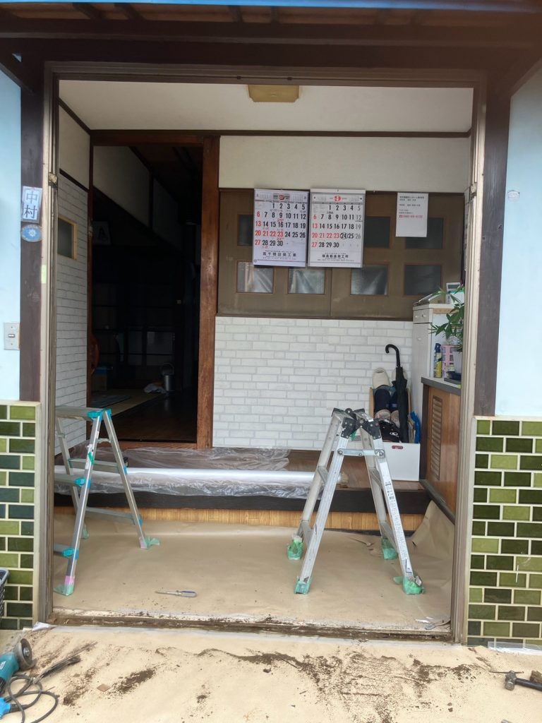 玄関開口の下地確認